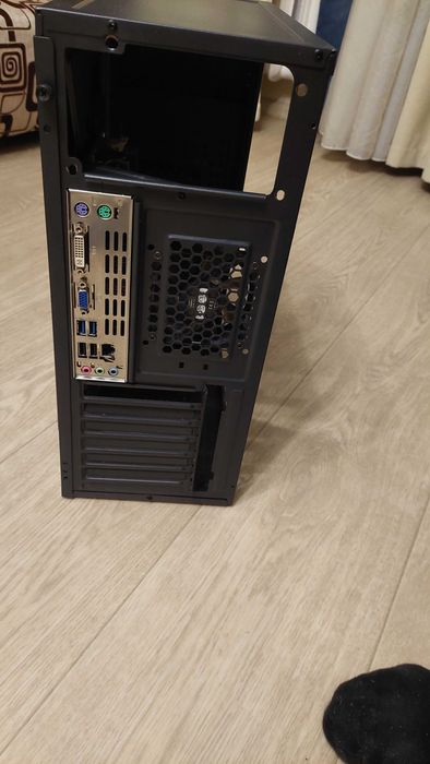 Материнскся плата в сборе