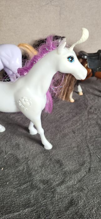 Cai papusa barbie  lot