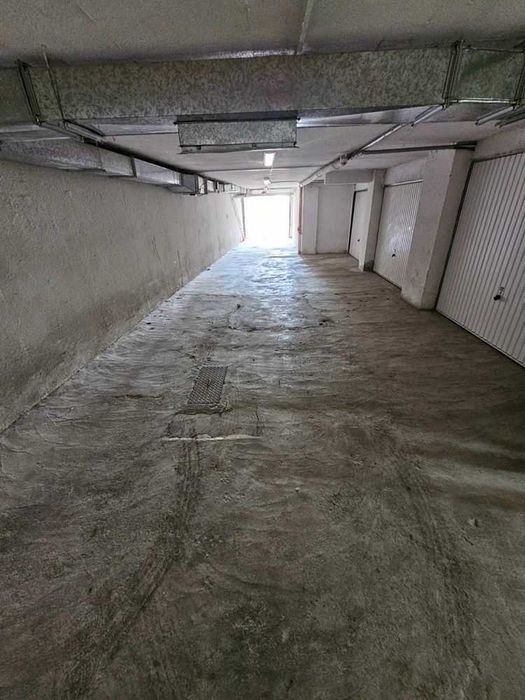 Дава се под наем Гараж / Паркомясто в София, Витоша - 25 кв.м за 33500 € - Снимка #2