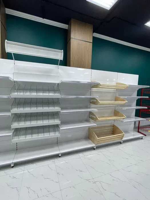 Металлические пристенные, Торговые Витрины Стеллажи Полки для магазина