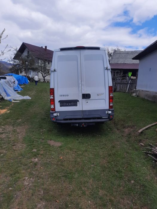 Iveco Daily2011 – duba marfă, 3 locuri,163.000 km.