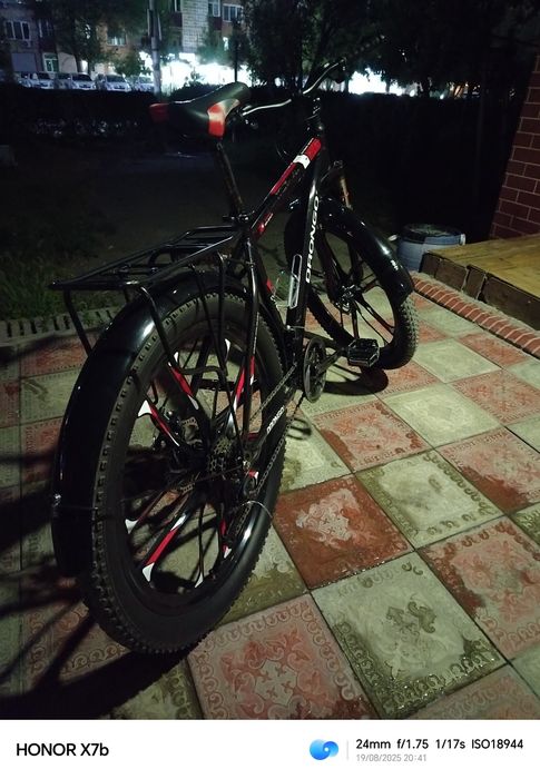 Velosiped sotiladu  olganima 1 xafta bulli pul kere shuni uchun stopan