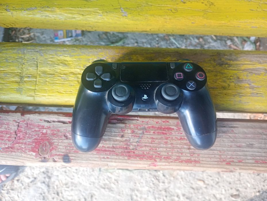Controller Sony Dualshock V2 pentru PS 4