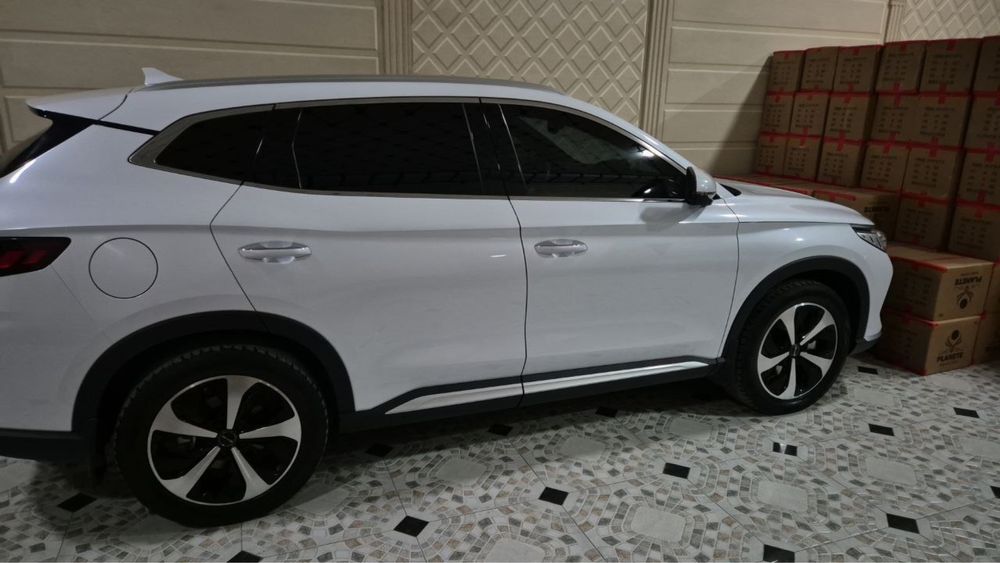 Byd song plus dm-1 sotiladi 2023 yil