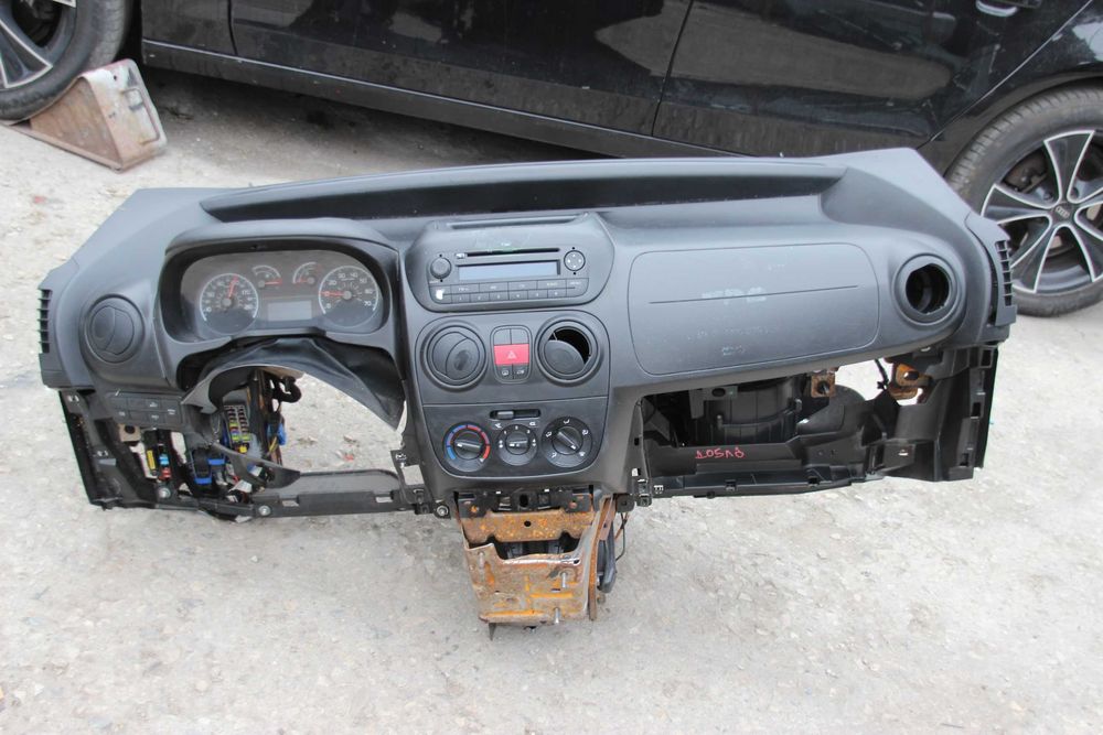 Табло за лек автомобил, бус или джип