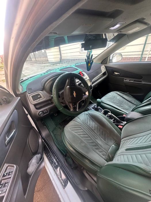 Cobalt 2013 srochno sotiladi