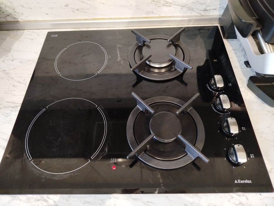 Фурна за вграждане и котлони за вграждане на ток и на газ Eurolux