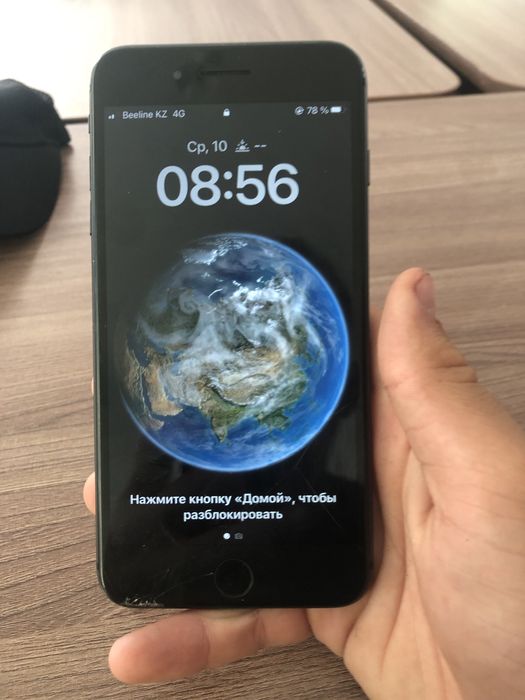 Продаи айфон  8 плюс