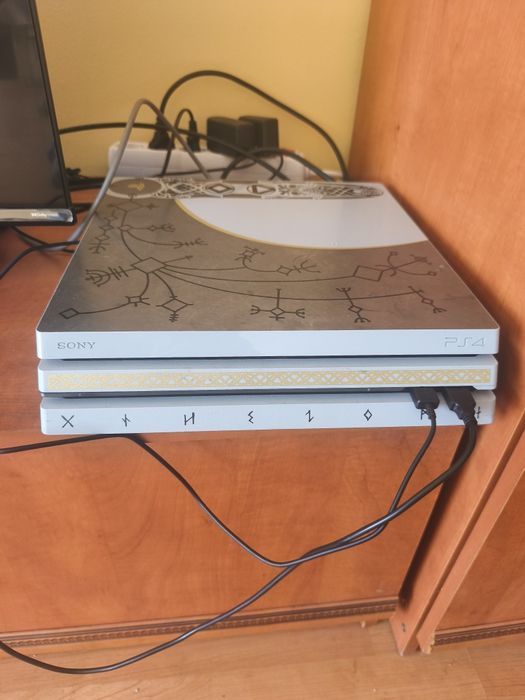 playstation Pro 1tb limited edition * игри