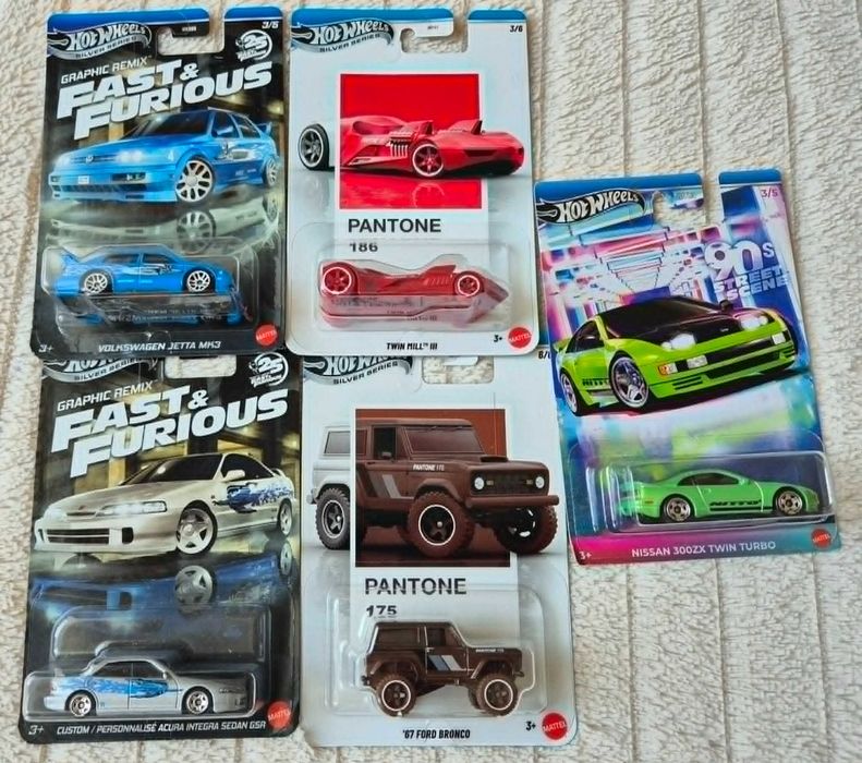 Колички Hot Wheels SIlver Series