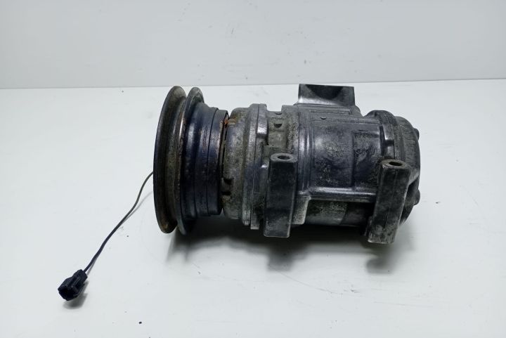 Compresor AC 147200-2853 Mitsubishi Pajero a 2-a generatie (facelift)