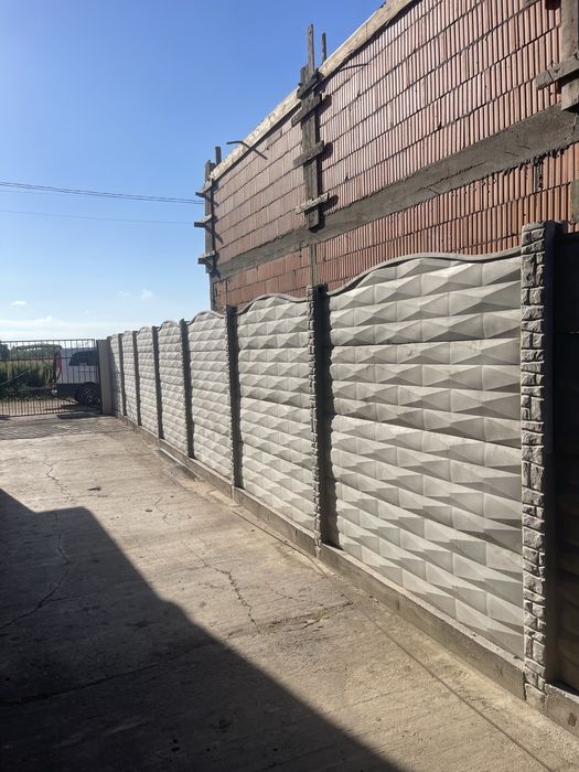 Garduri din beton armat