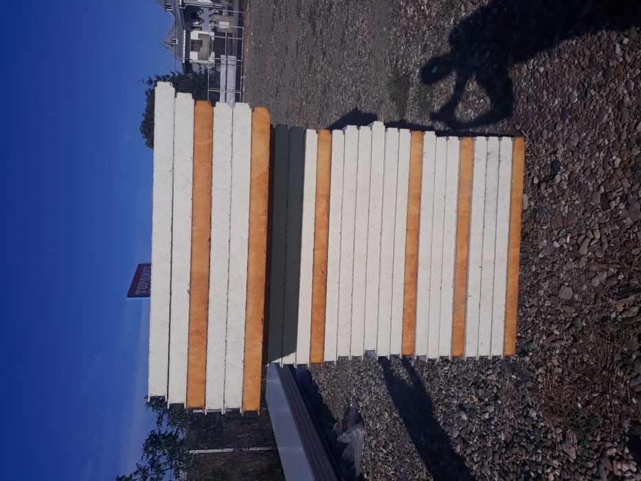 Panouri sandwich noi