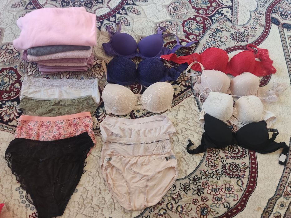 Женские платья, кофты , пижамы , белье  и полотенца