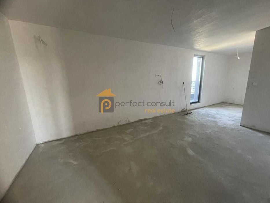 Продава се Тристаен апартамент в Пловдив, Кършияка - 190 кв.м за 1053 €/кв.м - Снимка #4