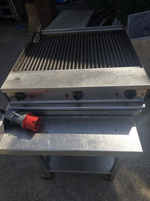 Газови скари 80на80см 2800лв