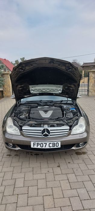 Mercedes CLS 320 din 2008 motor 3.0 V6 OM 642  Volan  pe dreapta Angli