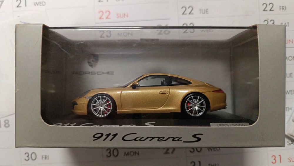 Продавам нови модели на Porsche 1:43