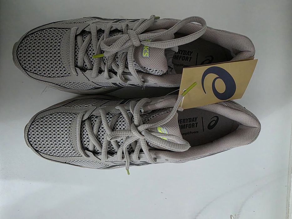 Кроссовки оригинал Asics