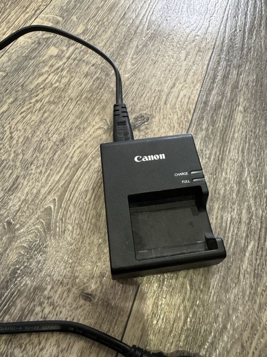 Фотоаппарат Canon EOS1100D