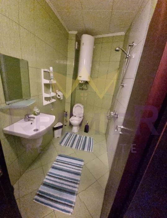 Дава се под наем Едностаен апартамент в Варна, Колхозен пазар - 37 кв.м за 255 € - Снимка #3