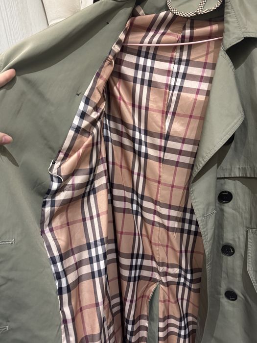Тренч в стиле Burberry