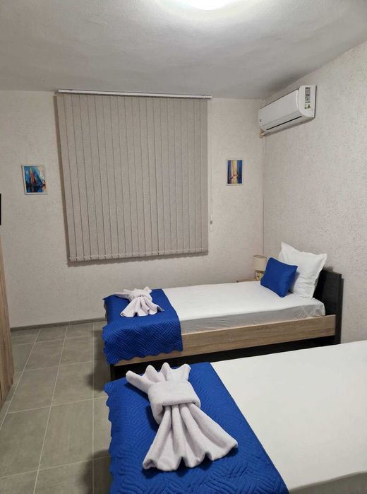 Къща под наем в Мездра (Роза 1)