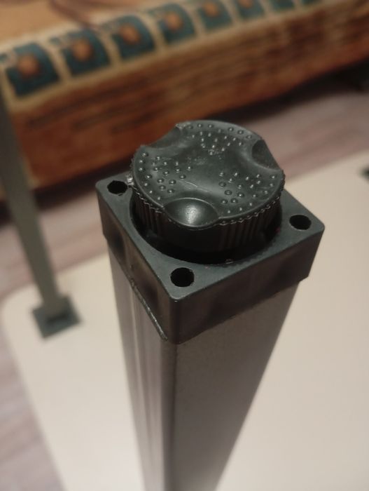 Продаются Столы.