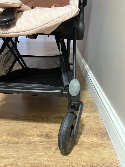 Cybex coya в розовом цвете