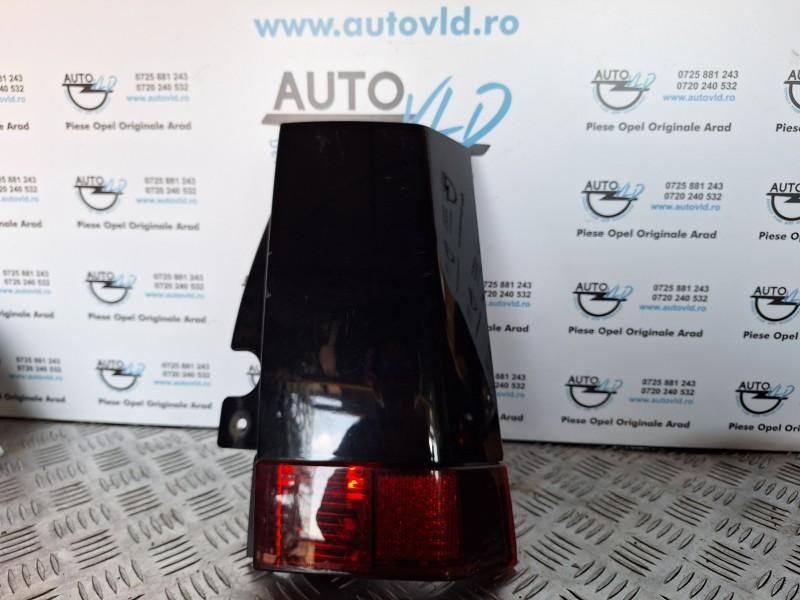 Ornament plastic cu ochi pisica dreapta spate Opel Meriva A