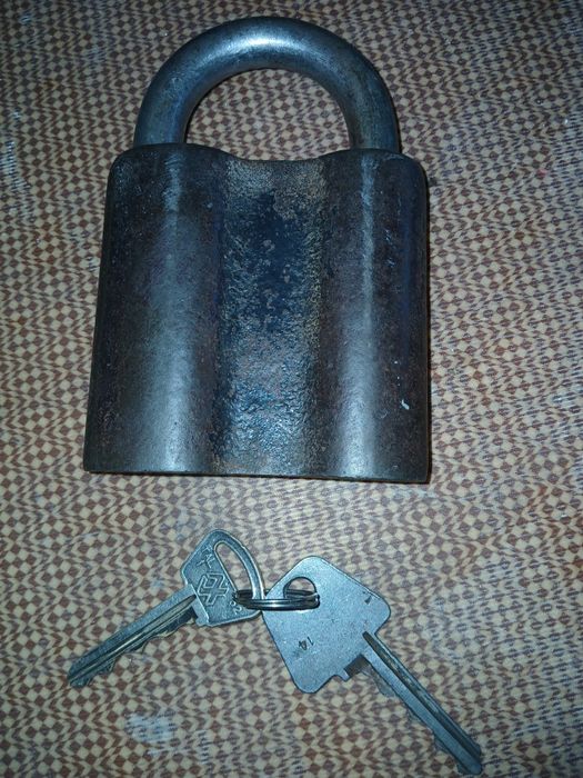 Замок навесной из СССР