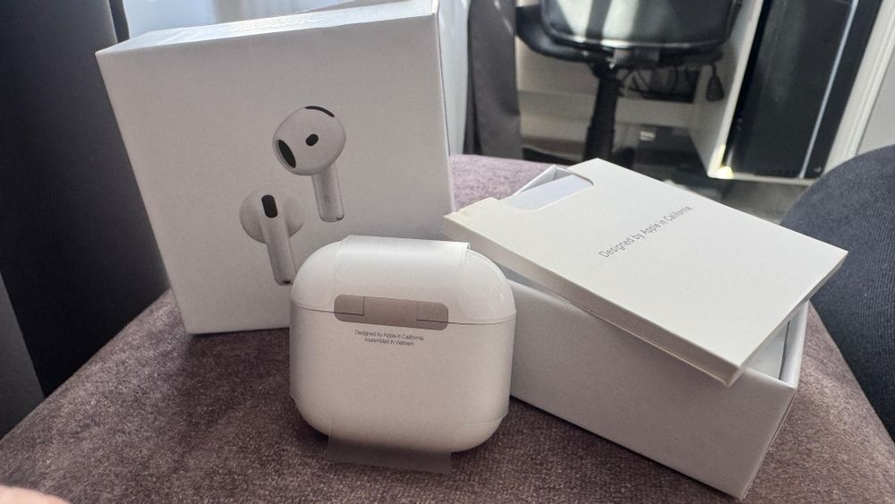 Airpods 4 ANC  noi sigilate