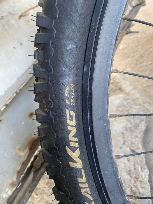 Покрышки велосипеда 27.5