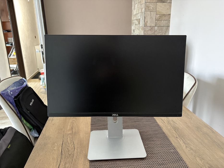 Монитор DELL 24” FHD