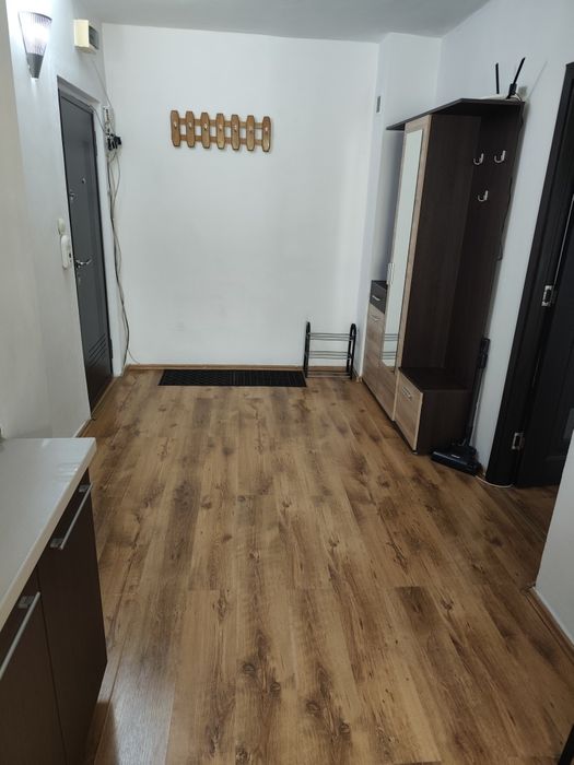 Apartament de închiriat