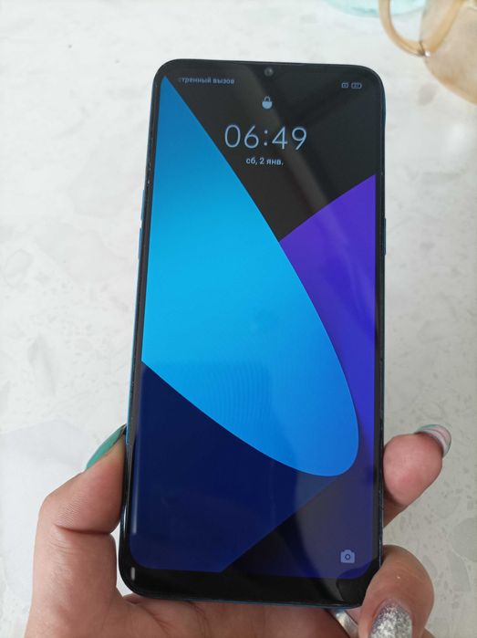 Realme C3 зарядкасымен