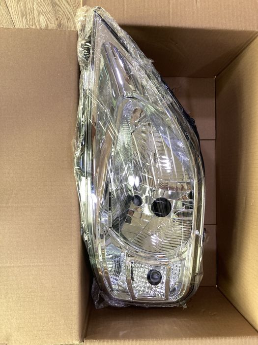 Largus олди фара