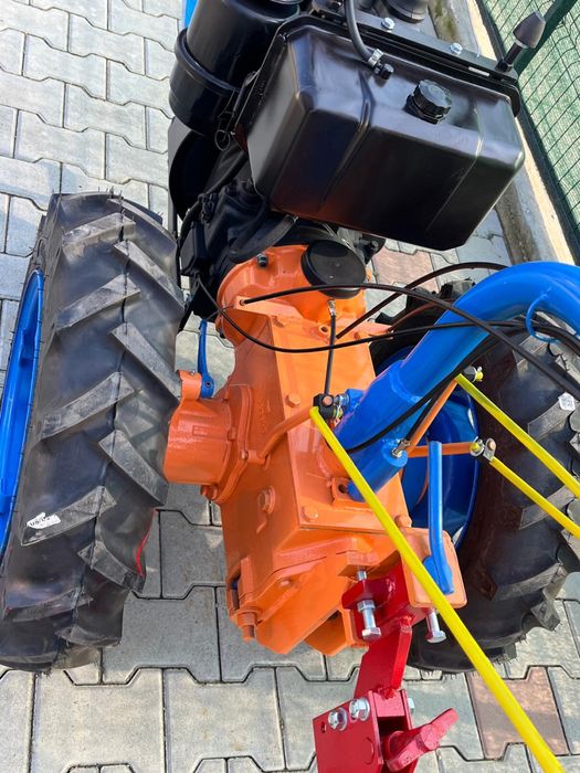 Motocultor vand sau schimb