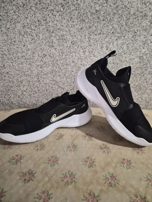 Маратонки Nike,Geox