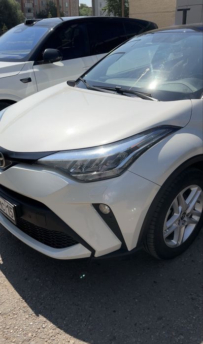 Продам тойота c-hr