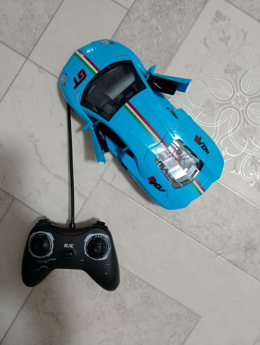 Машина на радиоуправлении