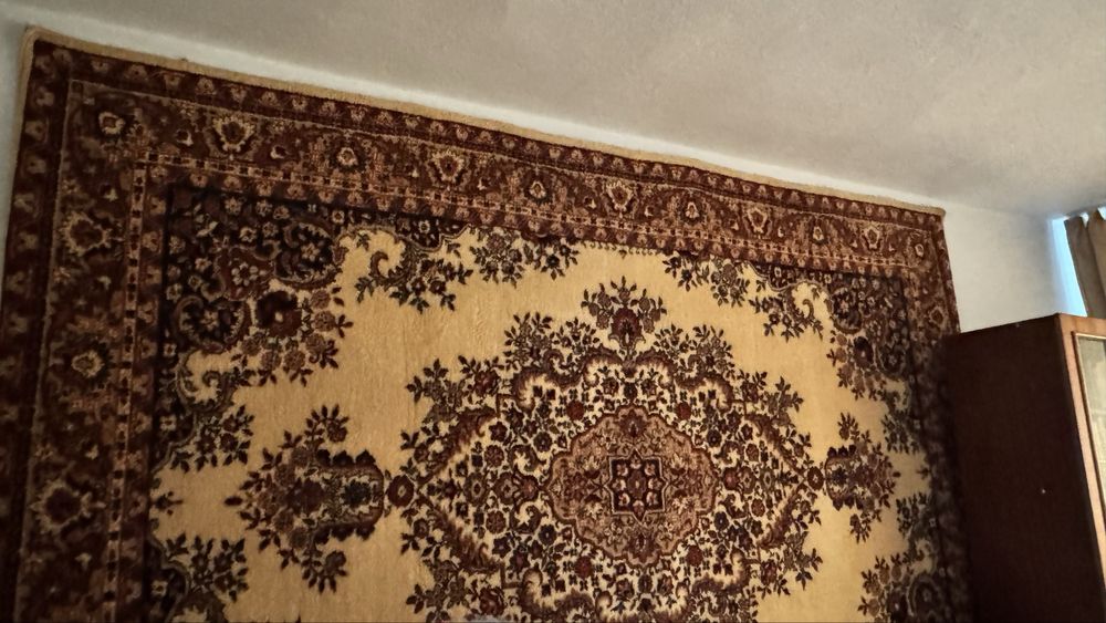 Ковер продам. Натуральная шесть. 2Х3 м