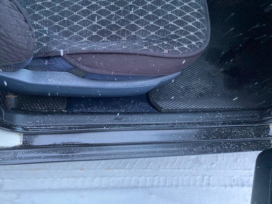 Продам Ауди б4 моно