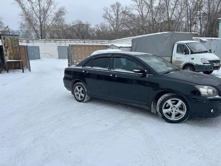 Тойота Авенсис 2006