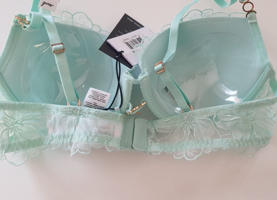дамско бельо GUESS