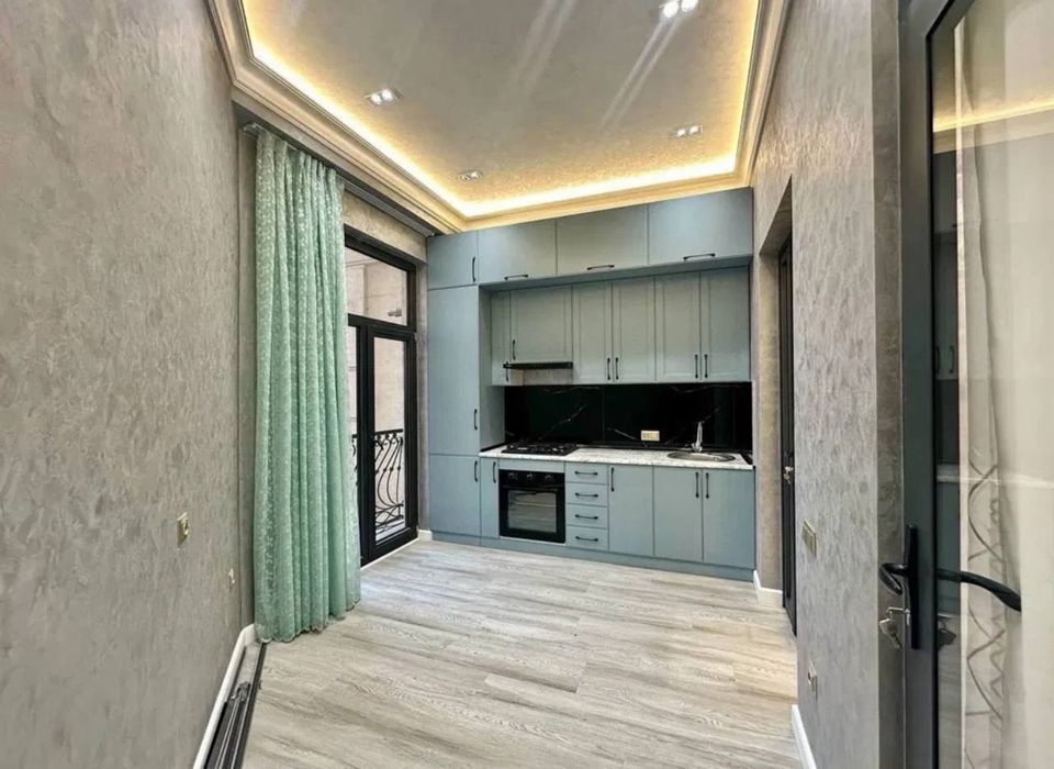 4-х комн. 105 м²  Кахы махалля, Бадамзар