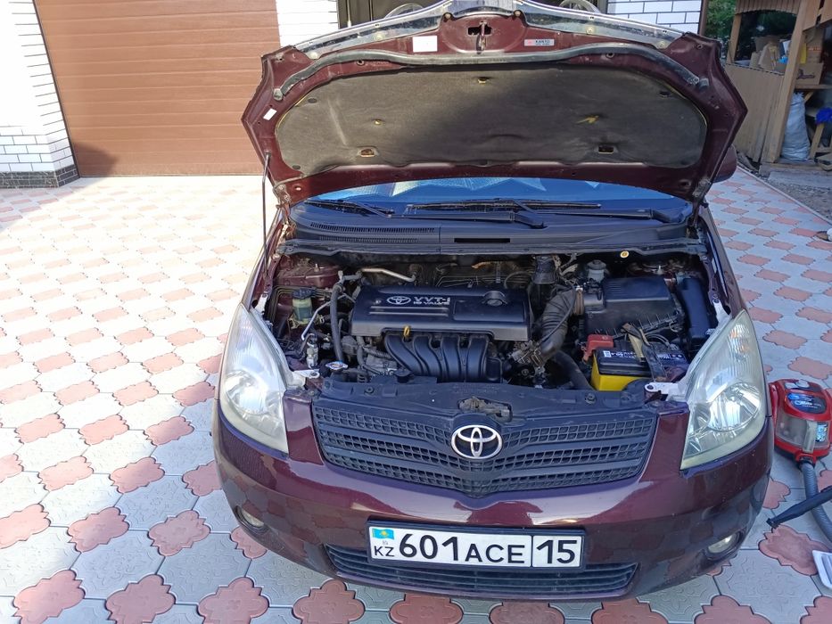 Продам Тойота Королла Версо