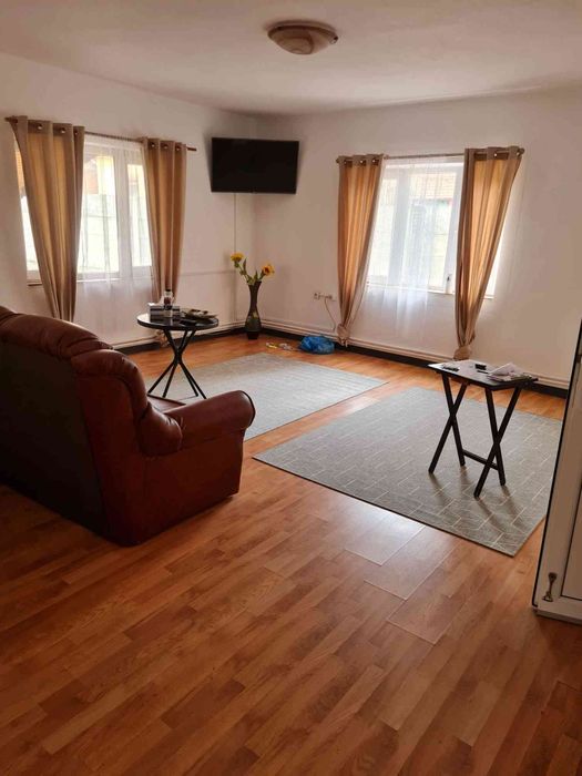 Hostel, Pensiune, Cazare, 18 Camere, 37 locuri, Autorizat ISU