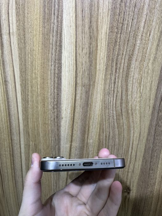 iphone 16 pro max desert 256 gb 95%