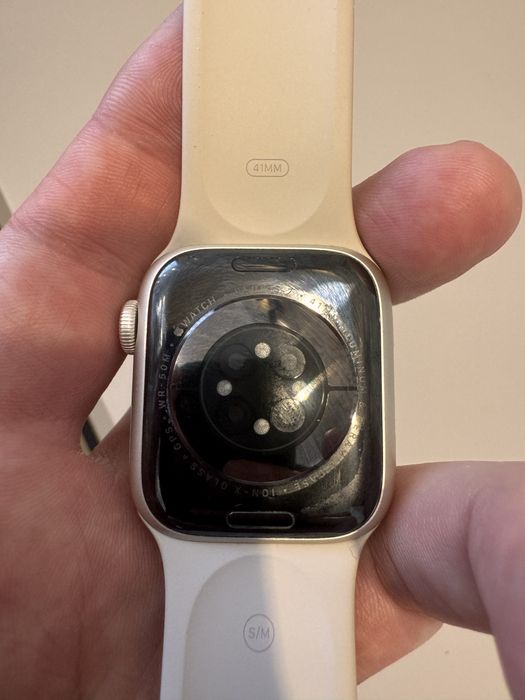 Продам Apple watch Series 7